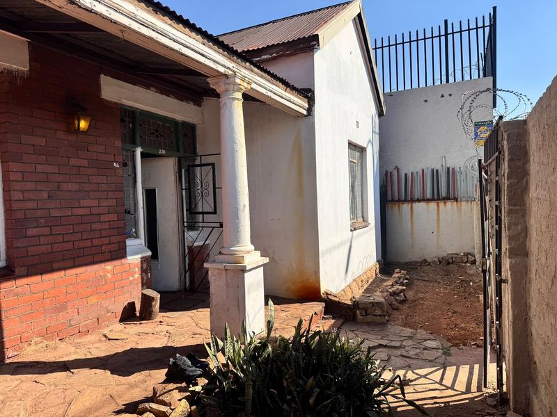 4 Bedroom Property for Sale in Fairview Gauteng