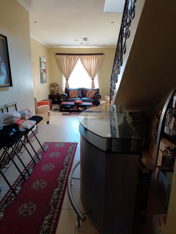 6 Bedroom Property for Sale in Kensington Gauteng