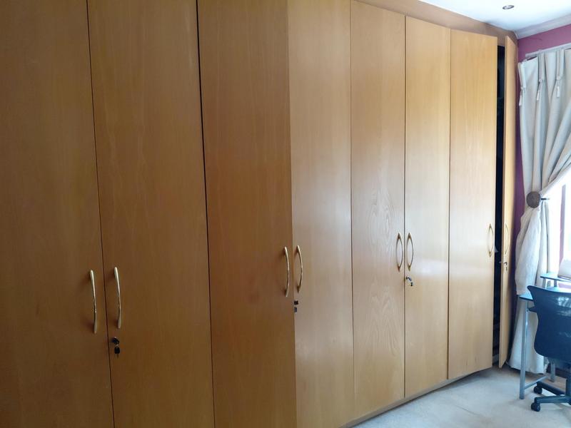 6 Bedroom Property for Sale in Kensington Gauteng