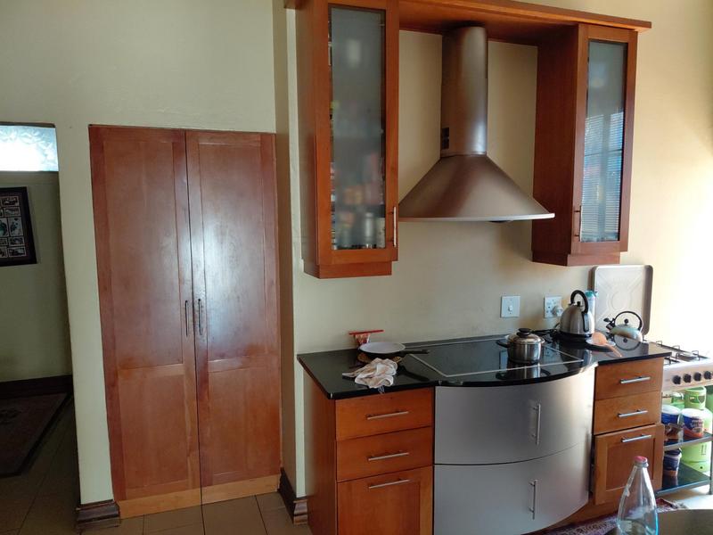 6 Bedroom Property for Sale in Kensington Gauteng