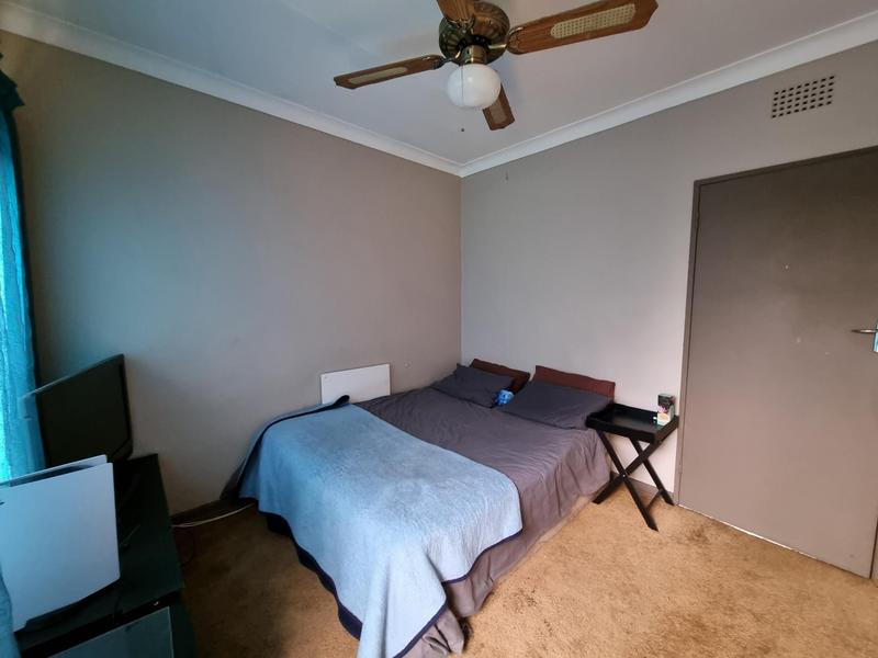 To Let 4 Bedroom Property for Rent in Wilro Park Gauteng