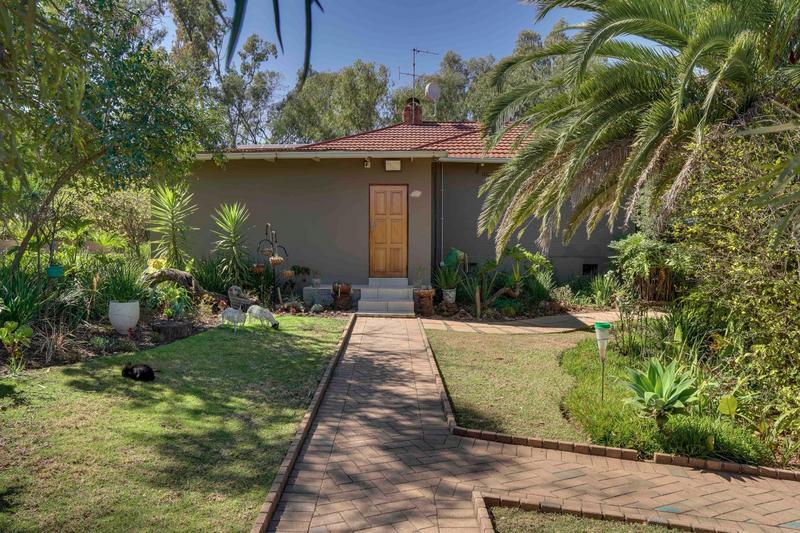 15 Bedroom Property for Sale in Zonnehoewe A H Gauteng