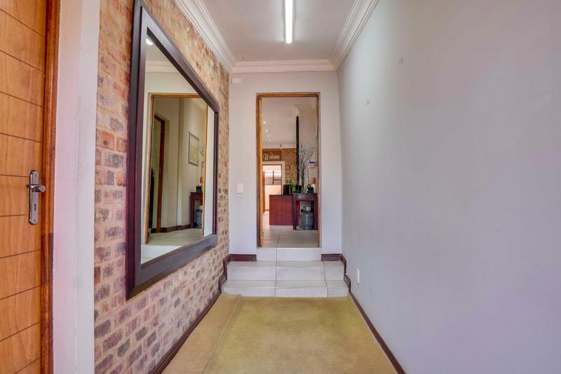 15 Bedroom Property for Sale in Zonnehoewe A H Gauteng