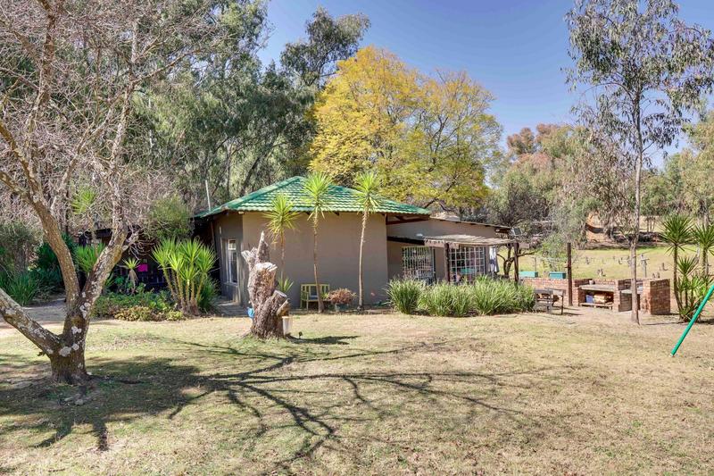 15 Bedroom Property for Sale in Zonnehoewe A H Gauteng