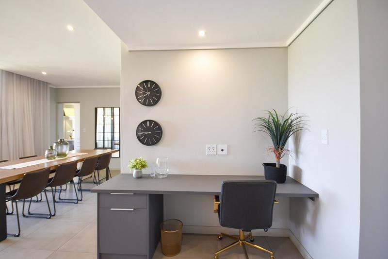 To Let 3 Bedroom Property for Rent in Midstream Estate Gauteng