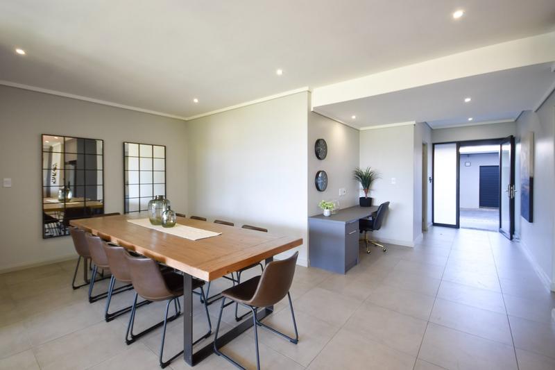 To Let 3 Bedroom Property for Rent in Midstream Estate Gauteng