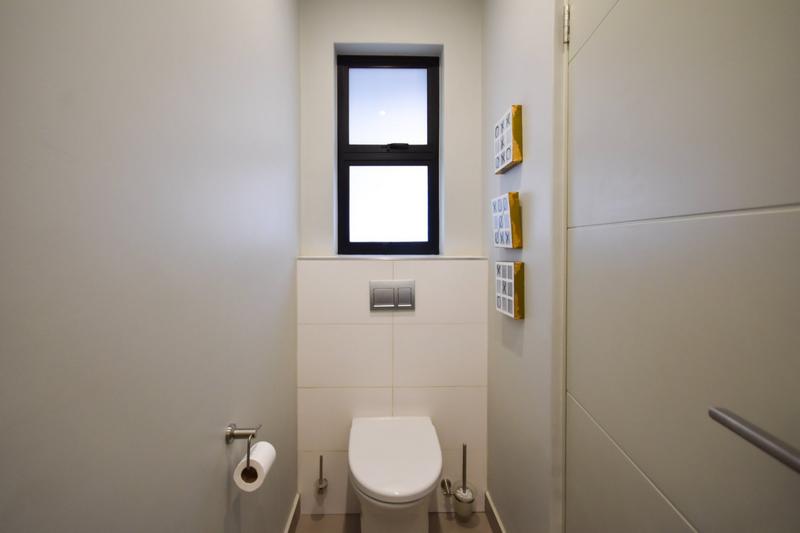 To Let 3 Bedroom Property for Rent in Midstream Estate Gauteng