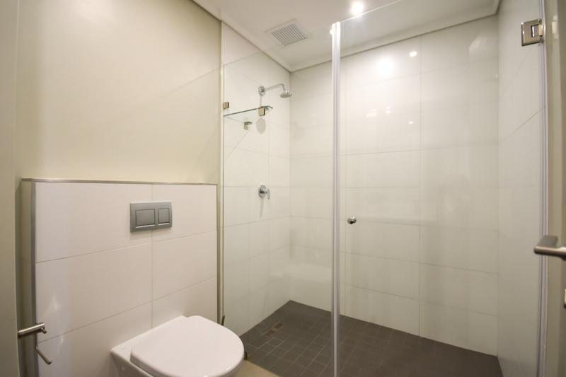 To Let 3 Bedroom Property for Rent in Midstream Estate Gauteng