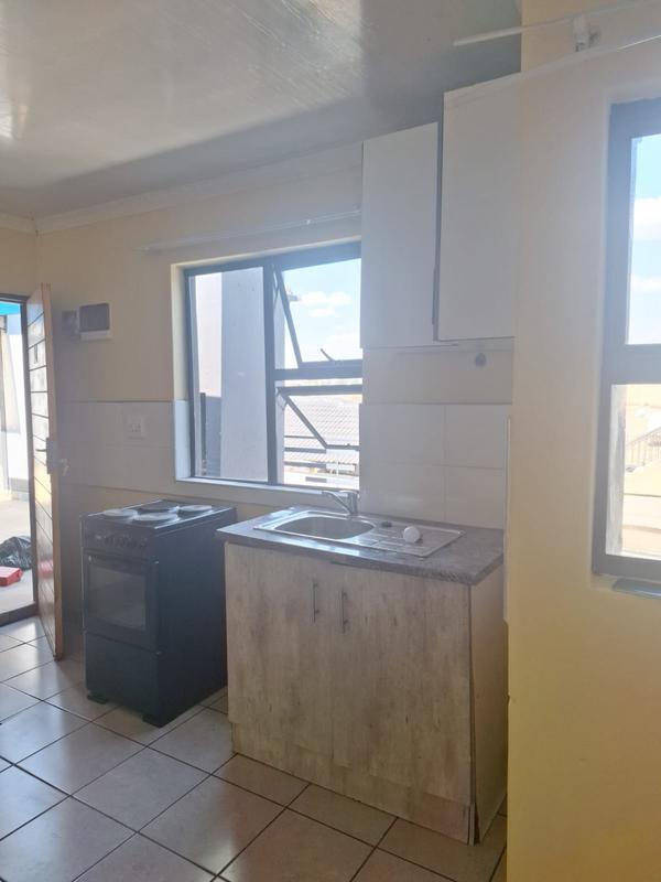 To Let 1 Bedroom Property for Rent in Protea Glen Gauteng