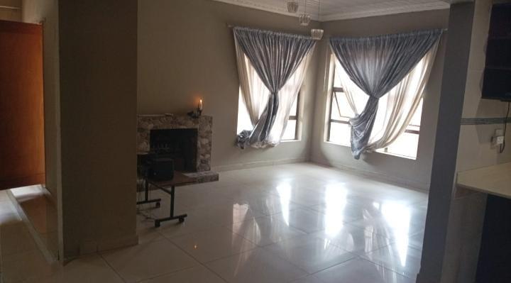 4 Bedroom Property for Sale in Lenasia Gauteng