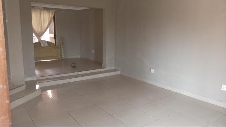 4 Bedroom Property for Sale in Lenasia Gauteng