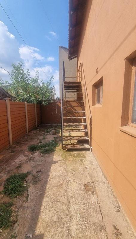 4 Bedroom Property for Sale in Lenasia Gauteng