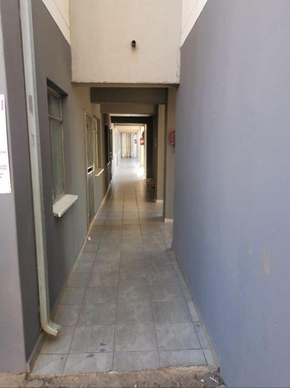 2 Bedroom Property for Sale in Fleurhof Gauteng