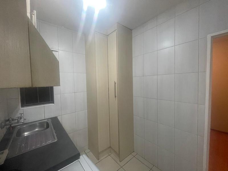 2 Bedroom Property for Sale in Fleurhof Gauteng