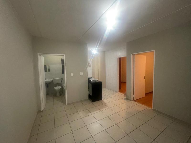 2 Bedroom Property for Sale in Fleurhof Gauteng