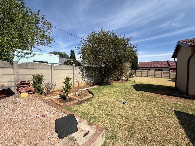 To Let 3 Bedroom Property for Rent in Parkrand Gauteng