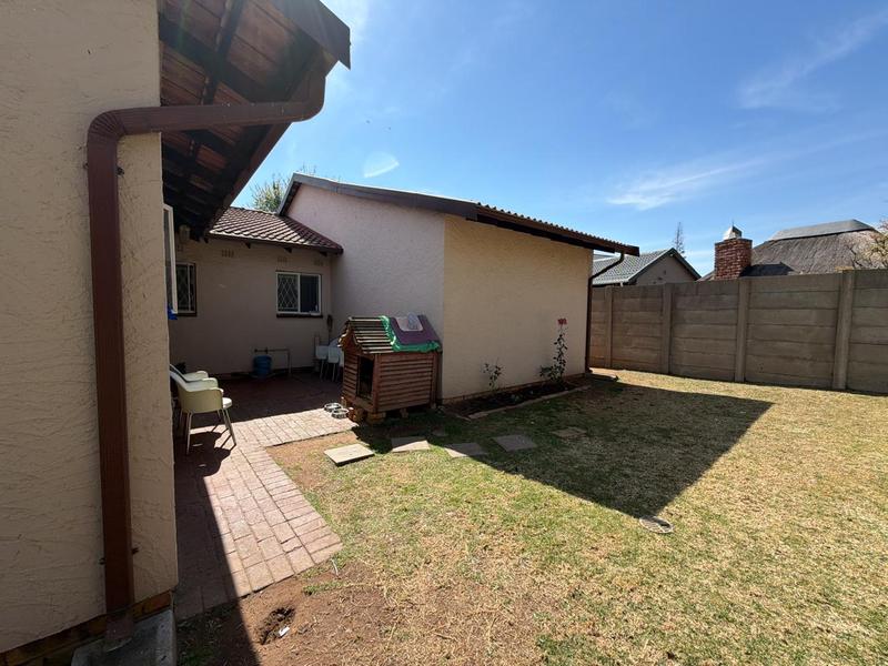 To Let 3 Bedroom Property for Rent in Parkrand Gauteng
