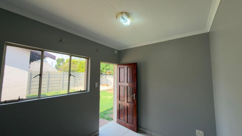 To Let 3 Bedroom Property for Rent in Parkrand Gauteng