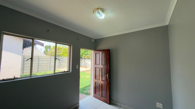 To Let 3 Bedroom Property for Rent in Parkrand Gauteng