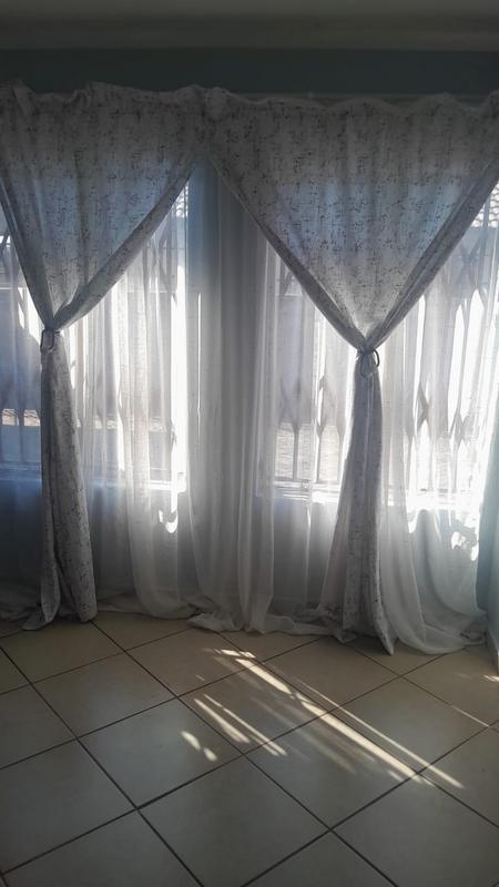 To Let 2 Bedroom Property for Rent in Rosslyn Gauteng