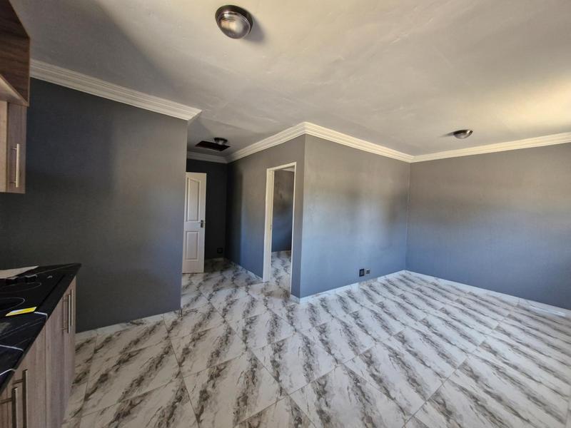 1 Bedroom Property for Sale in Birchleigh North Gauteng