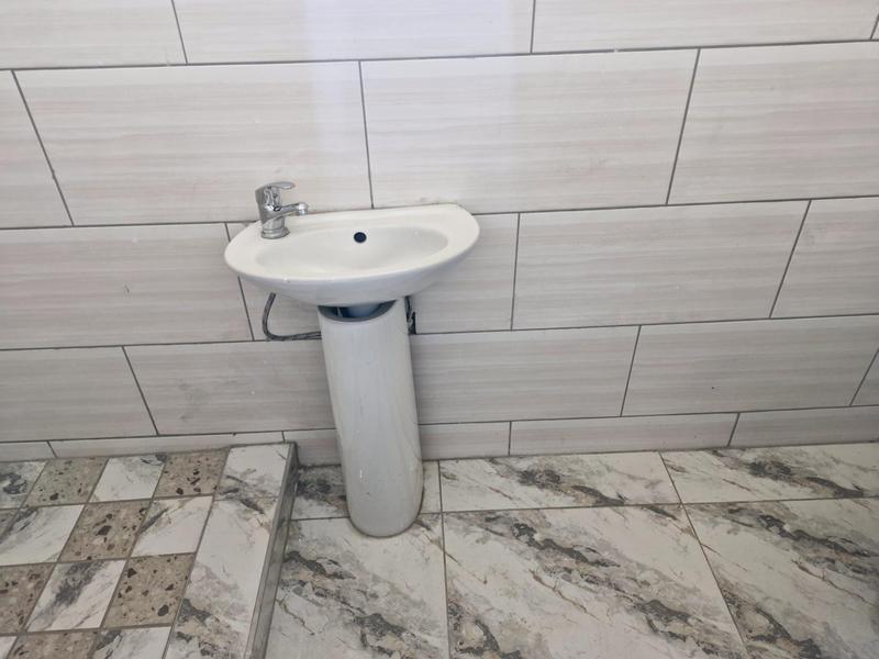 1 Bedroom Property for Sale in Birchleigh North Gauteng
