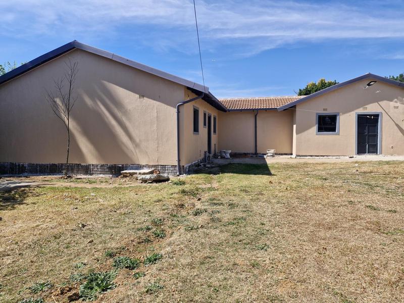 1 Bedroom Property for Sale in Birchleigh North Gauteng
