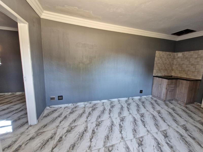 1 Bedroom Property for Sale in Birchleigh North Gauteng