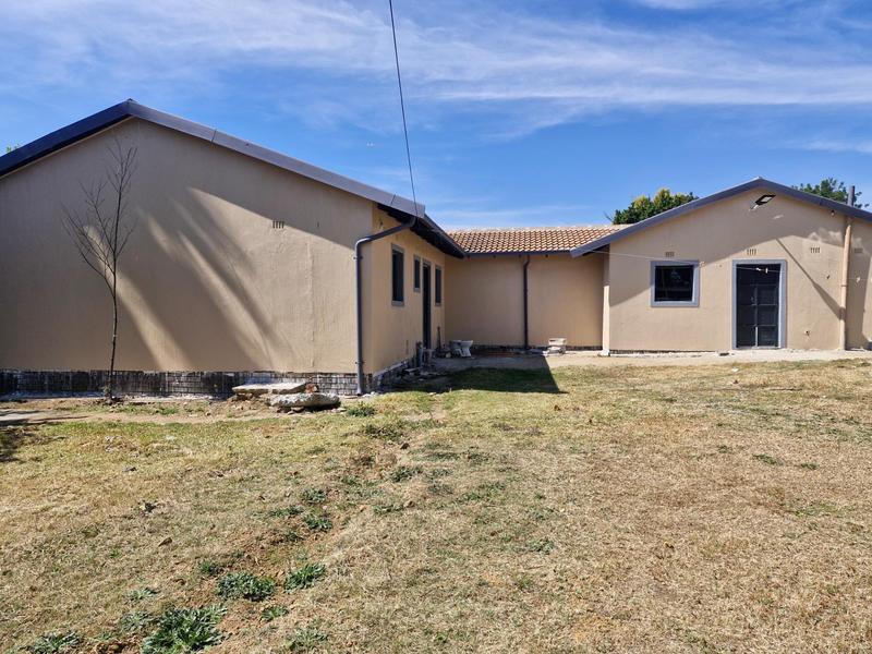 1 Bedroom Property for Sale in Birchleigh North Gauteng