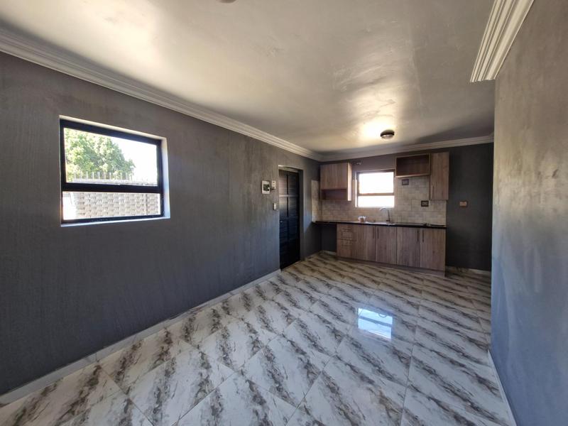 1 Bedroom Property for Sale in Birchleigh North Gauteng
