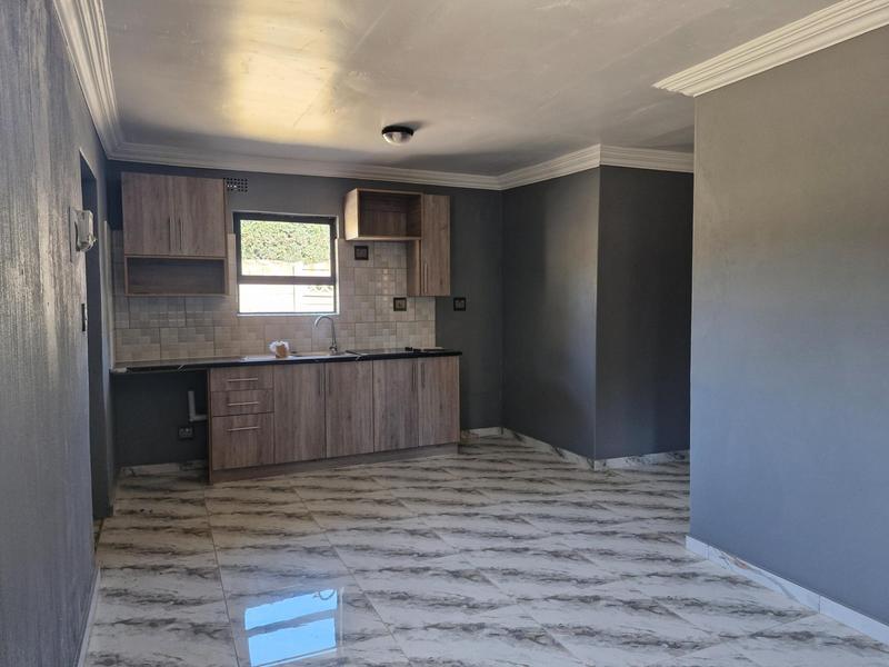 1 Bedroom Property for Sale in Birchleigh North Gauteng