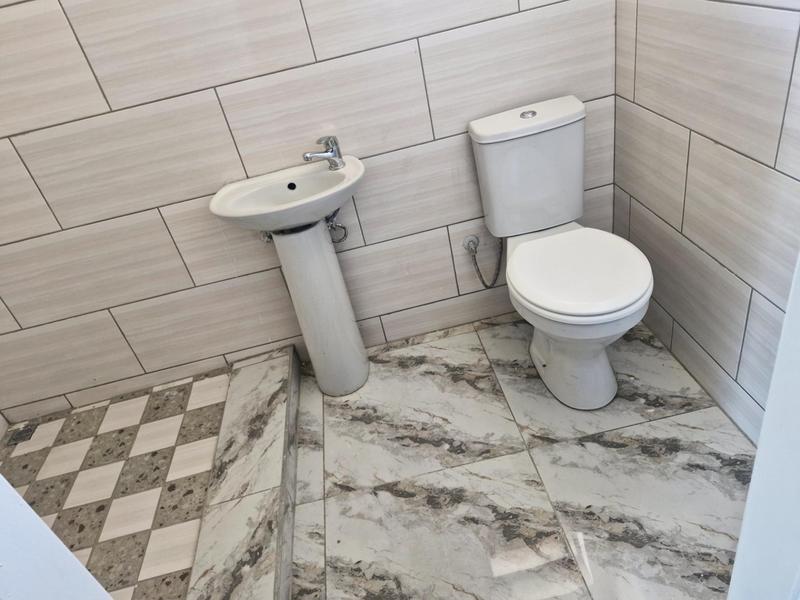 1 Bedroom Property for Sale in Birchleigh North Gauteng