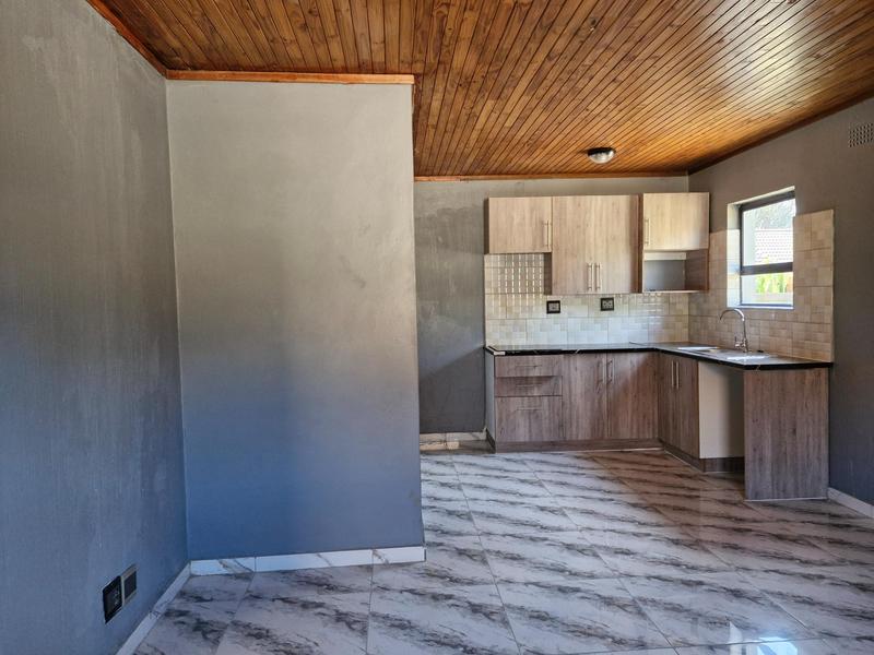 1 Bedroom Property for Sale in Birchleigh North Gauteng
