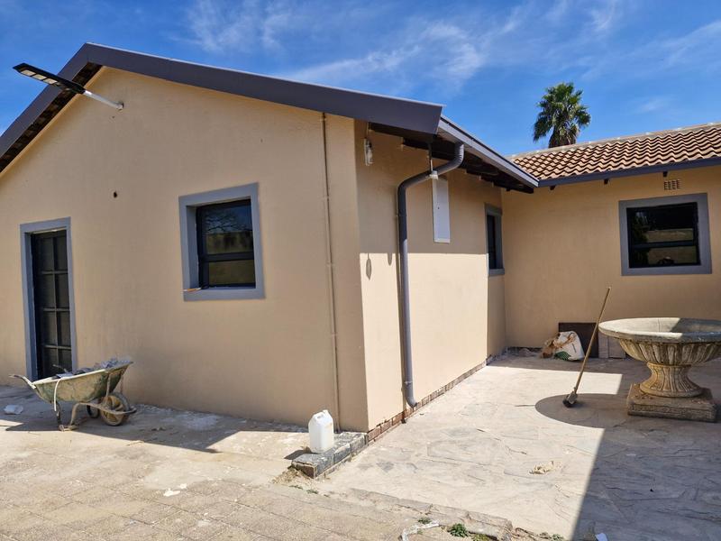 1 Bedroom Property for Sale in Birchleigh North Gauteng