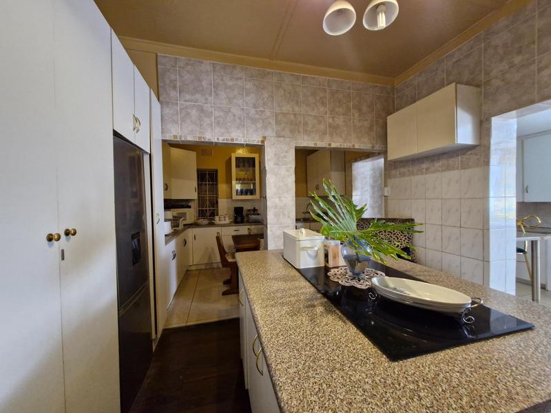 3 Bedroom Property for Sale in Highlands North Gauteng