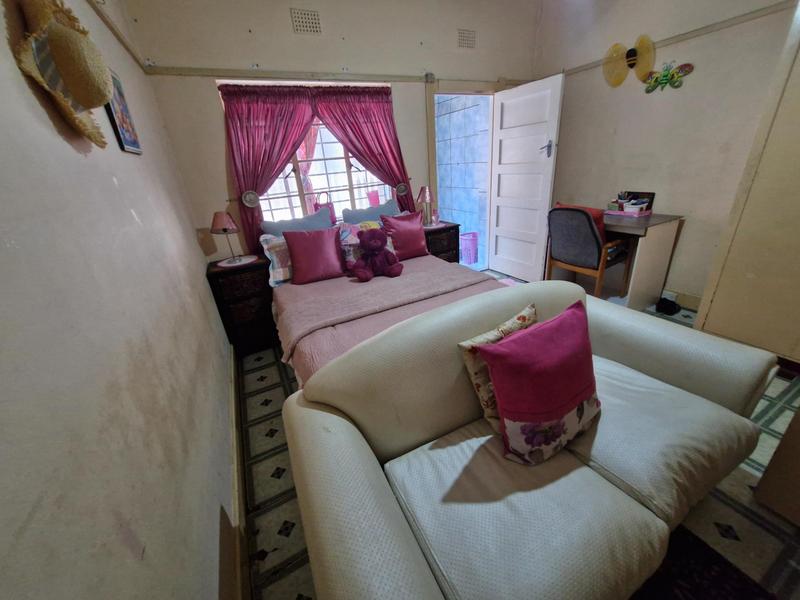 3 Bedroom Property for Sale in Highlands North Gauteng