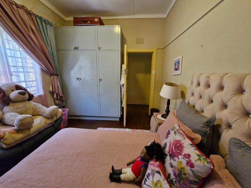 3 Bedroom Property for Sale in Highlands North Gauteng