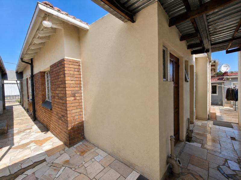 3 Bedroom Property for Sale in Highlands North Gauteng