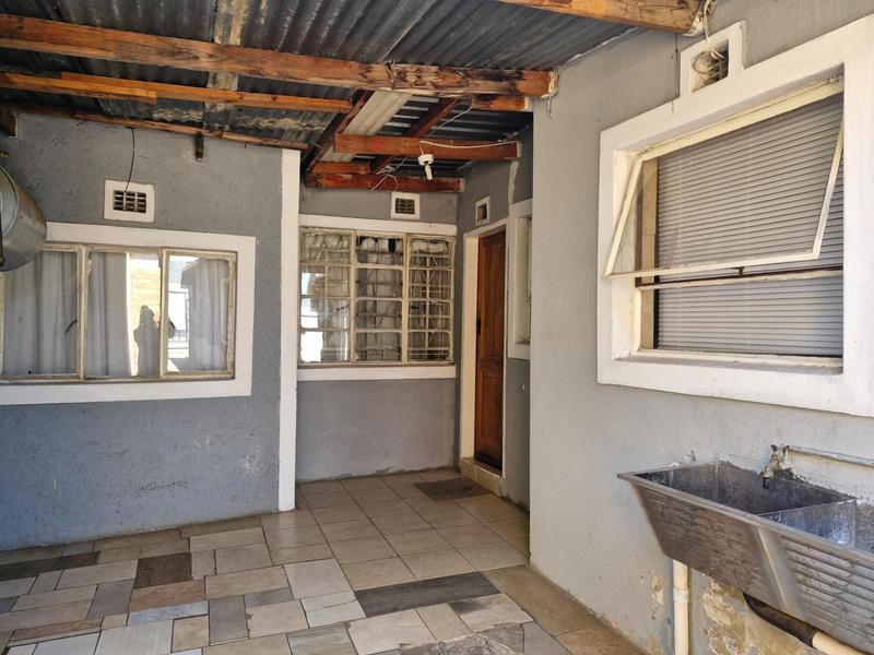 3 Bedroom Property for Sale in Highlands North Gauteng