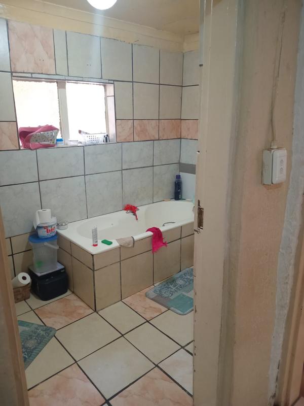 3 Bedroom Property for Sale in Highlands North Gauteng
