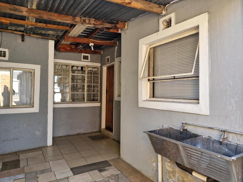 3 Bedroom Property for Sale in Highlands North Gauteng