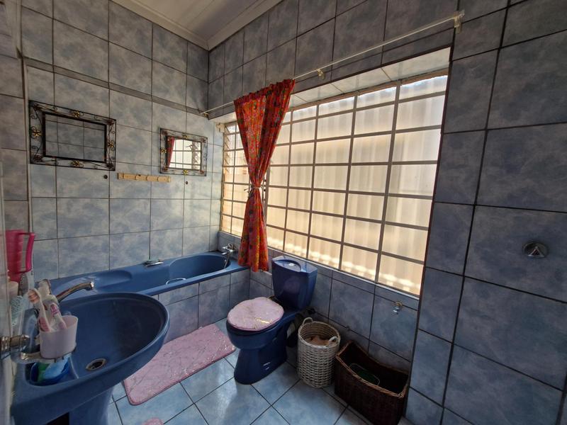 3 Bedroom Property for Sale in Highlands North Gauteng