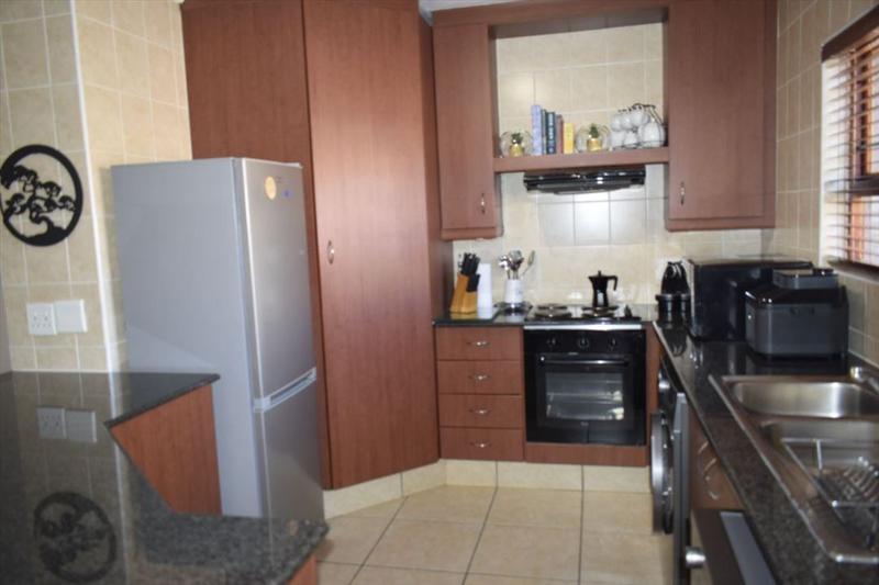 2 Bedroom Property for Sale in Bardene Gauteng