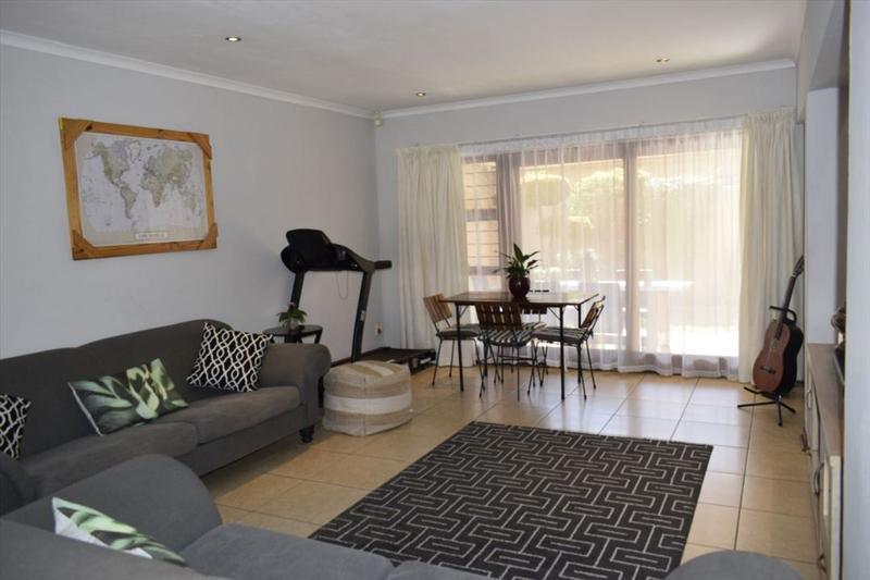 2 Bedroom Property for Sale in Bardene Gauteng