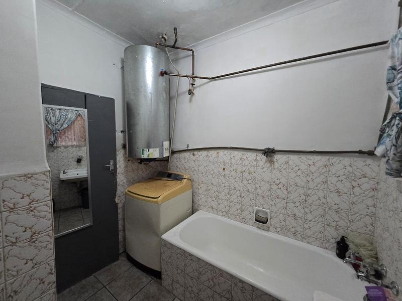 To Let 2 Bedroom Property for Rent in Germiston South Gauteng