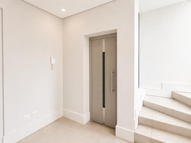 To Let 4 Bedroom Property for Rent in Morningside Gauteng