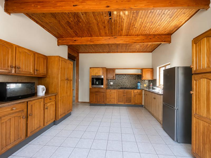To Let 4 Bedroom Property for Rent in Brooklyn Gauteng