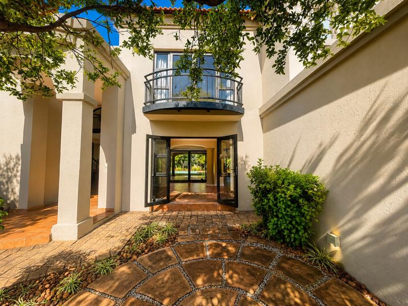 To Let 4 Bedroom Property for Rent in Silver Lakes Golf Estate Gauteng
