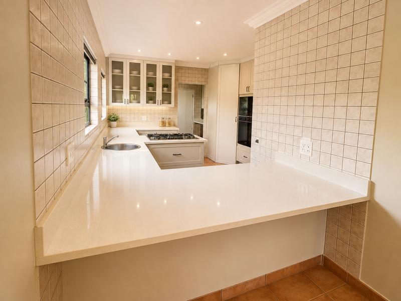 To Let 4 Bedroom Property for Rent in Silver Lakes Golf Estate Gauteng