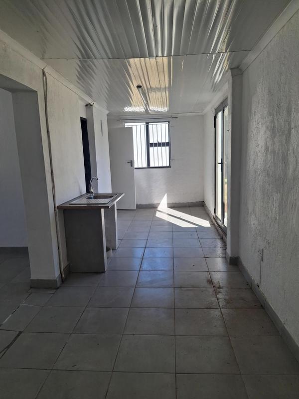 To Let 3 Bedroom Property for Rent in Greenside Gauteng